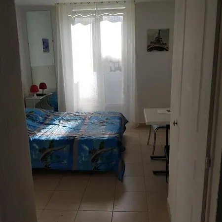 Adonis Aparthotel Nice